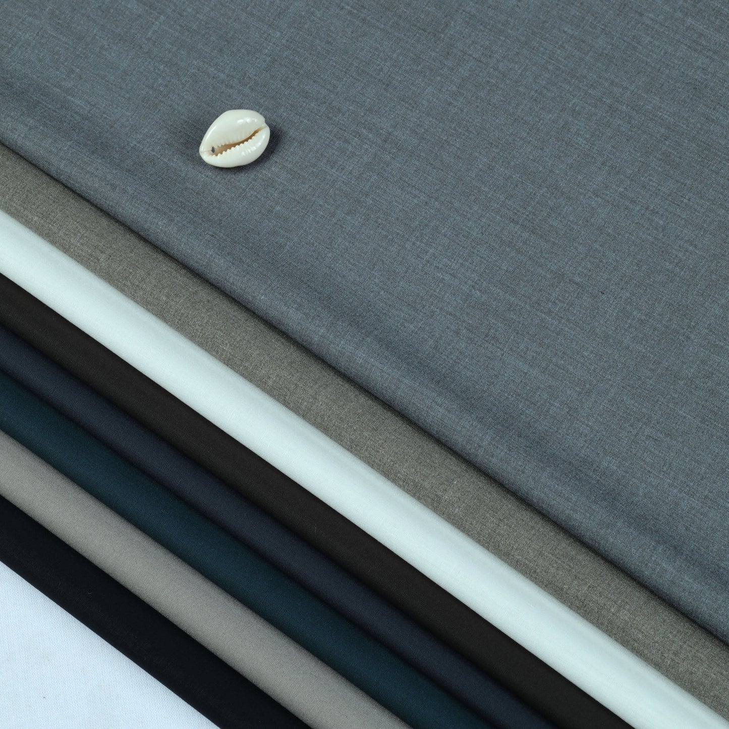 Dark Sea-Executive Silver Grey