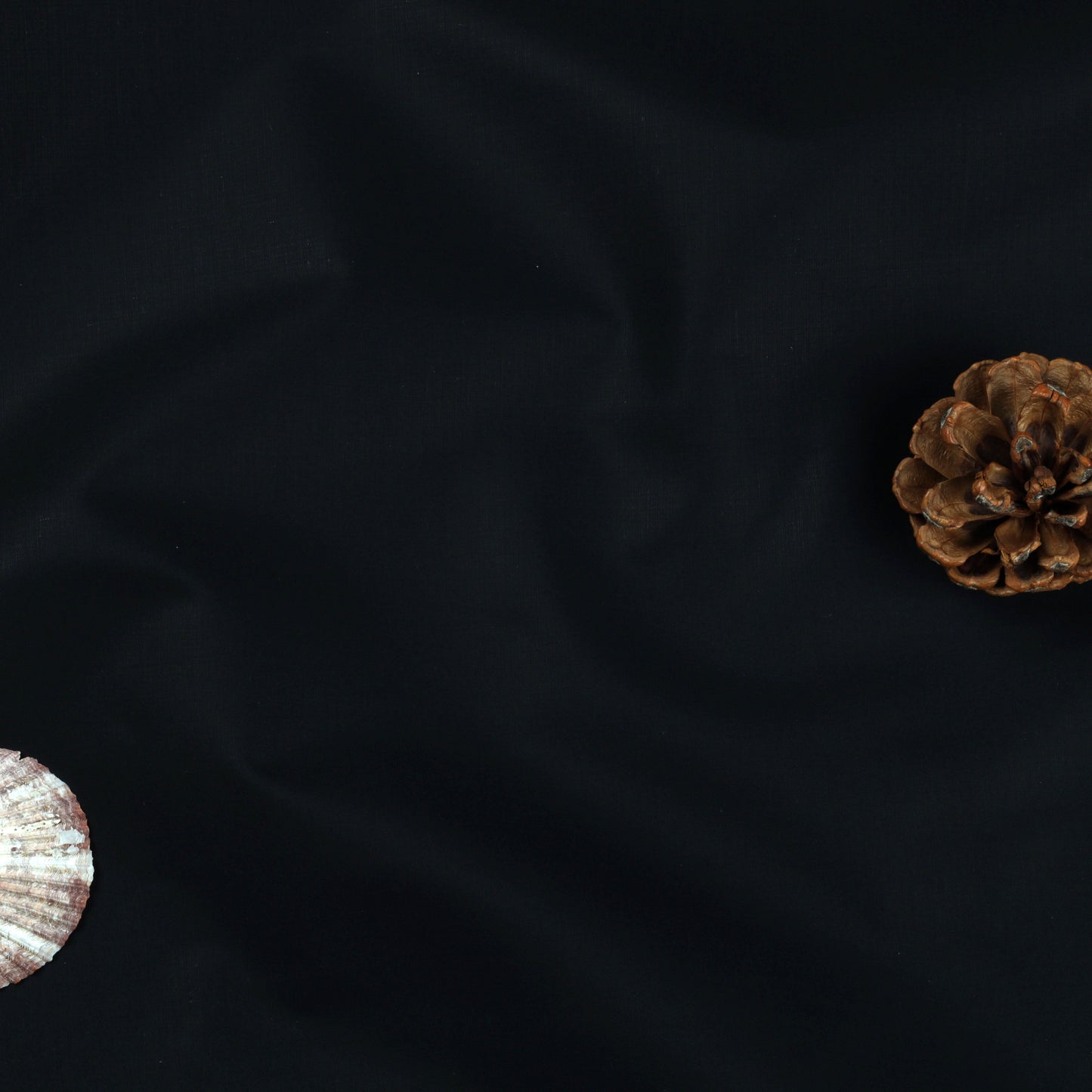 Egyptian Cotton-Black Silver Mat
